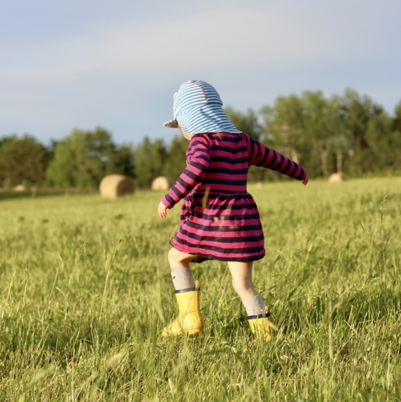 Meet your Posher, Danielle - Picture 3 of 6